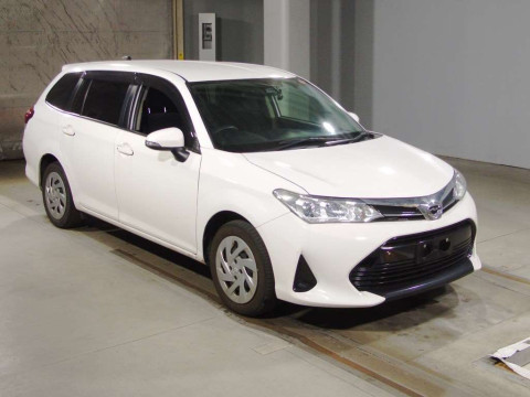 2017 Toyota Corolla Fielder NRE161G[2]