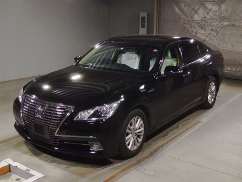 2013 Toyota Crown Hybrid AWS210[0]