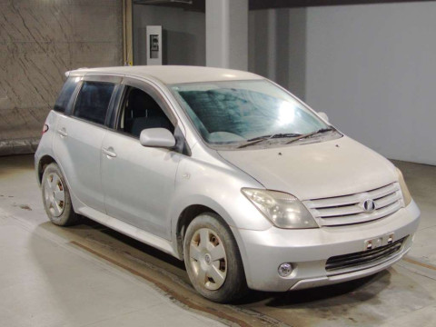 2007 Toyota IST NCP61[2]