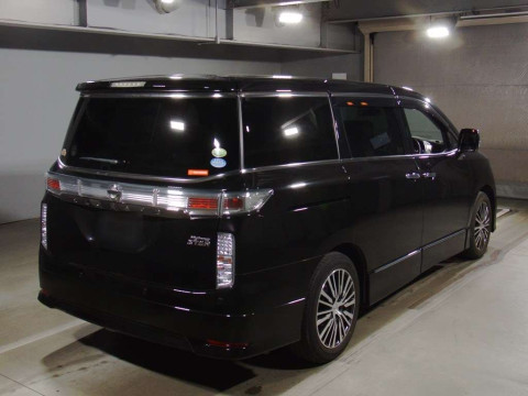 2019 Nissan Elgrand TE52[1]