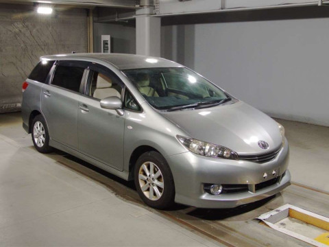 2011 Toyota Wish ZGE21G[2]