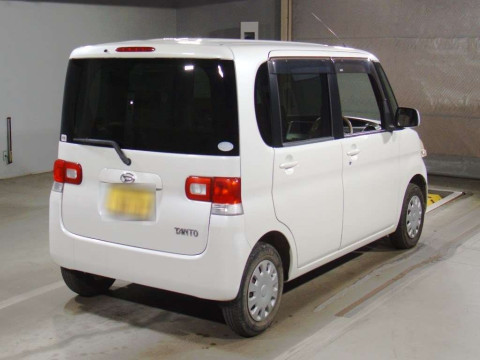 2009 Daihatsu Tanto L385S[1]