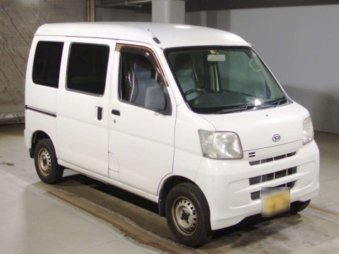 2015 Daihatsu Hijet Cargo S321V[2]