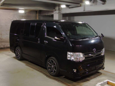 2013 Toyota Hiace Van TRH200V[2]