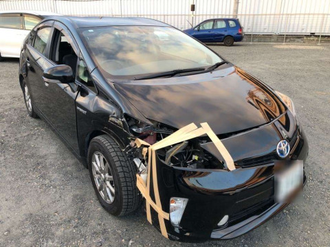 2013 Toyota Prius ZVW30[2]