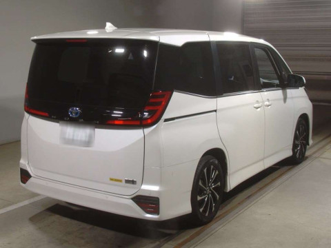 2023 Toyota Noah ZWR90W[1]