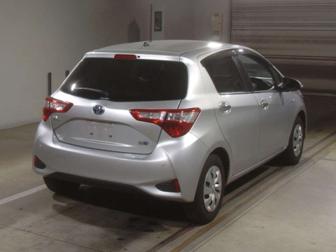 2019 Toyota Vitz NHP130[1]