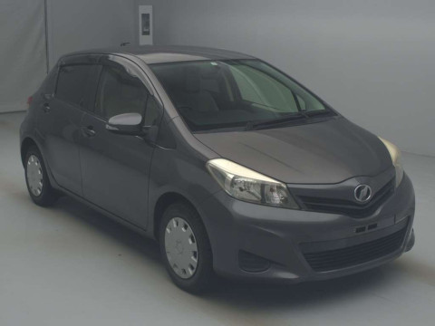 2012 Toyota Vitz KSP130[2]