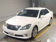 2011 Toyota Crown Hybrid