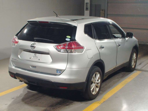 2015 Nissan X-Trail NT32[1]