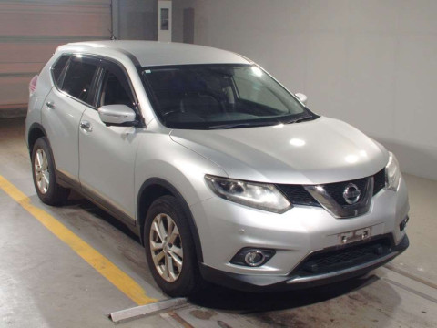 2015 Nissan X-Trail NT32[2]