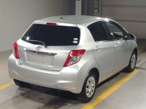 2012 Toyota Vitz NSP130[1]