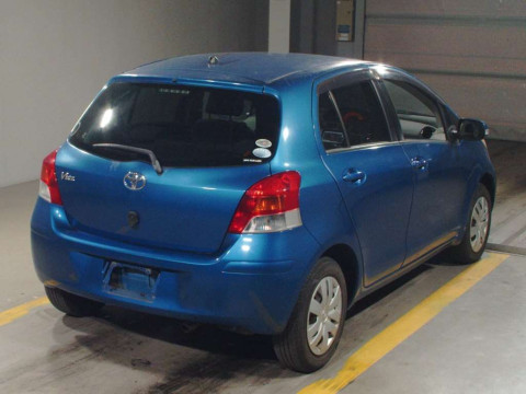 2010 Toyota Vitz SCP90[1]