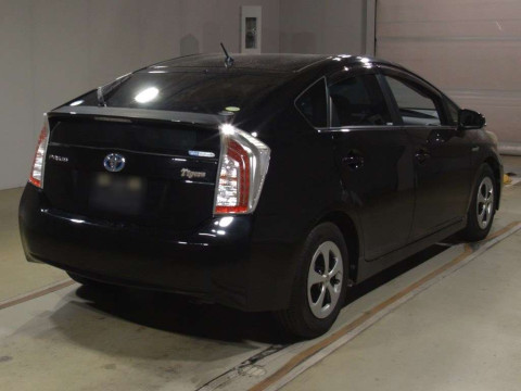 2012 Toyota Prius ZVW30[1]