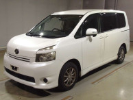 2008 Toyota Voxy