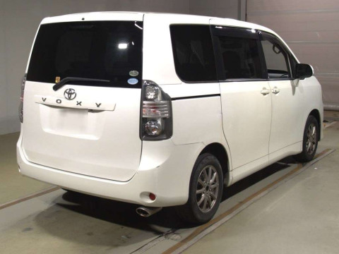 2008 Toyota Voxy ZRR70G[1]