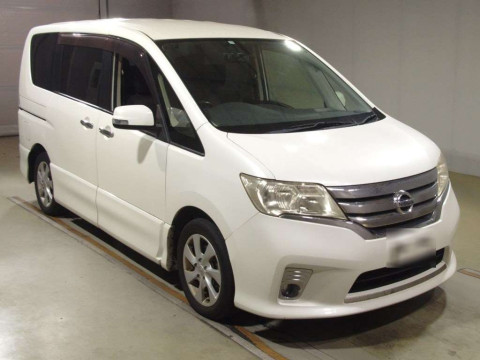 2012 Nissan Serena FC26[2]