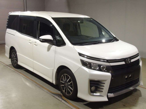 2014 Toyota Voxy ZRR80W[2]