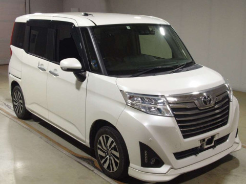 2019 Toyota Roomy M900A[2]