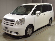 2009 Toyota Noah