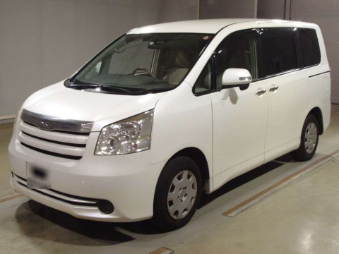 2009 Toyota Noah ZRR70G[0]