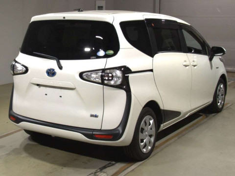 2016 Toyota Sienta NHP170G[1]