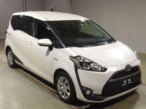 2016 Toyota Sienta NHP170G[2]