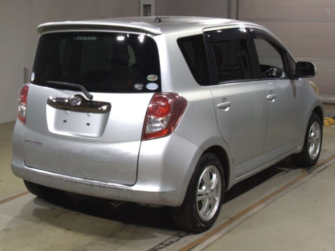 2009 Toyota Ractis NCP100[1]