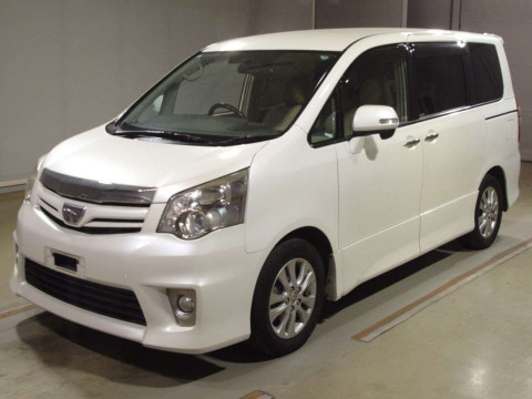 2011 Toyota Noah ZRR70W[0]