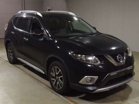 2014 Nissan X-Trail NT32[2]