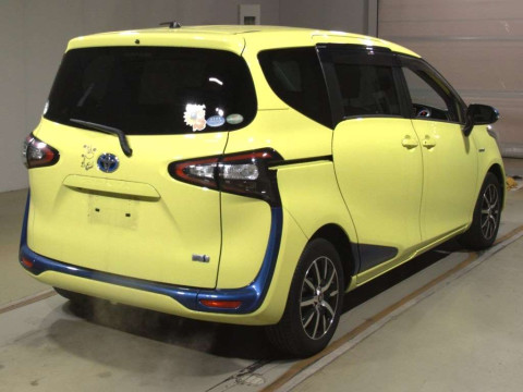 2016 Toyota Sienta NHP170G[1]