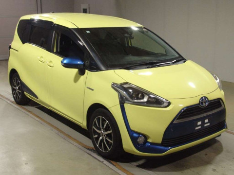 2016 Toyota Sienta NHP170G[2]