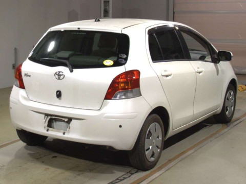 2008 Toyota Vitz SCP90[1]