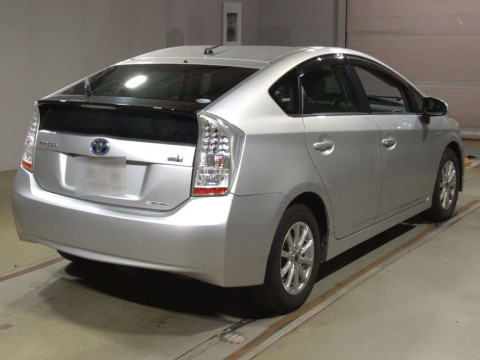 2010 Toyota Prius ZVW30[1]