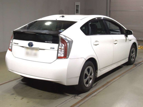 2013 Toyota Prius ZVW30[1]