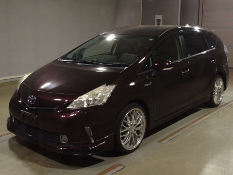 2014 Toyota Prius alpha ZVW40W[0]