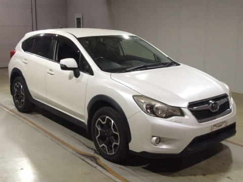 2013 Subaru XV GP7[2]