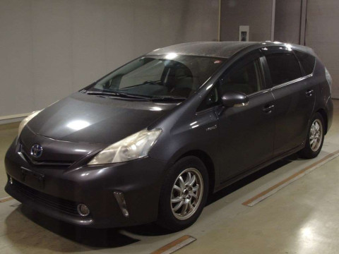 2012 Toyota Prius alpha ZVW41W[0]