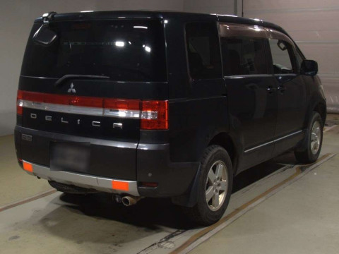 2008 Mitsubishi Delica D5 CV5W[1]