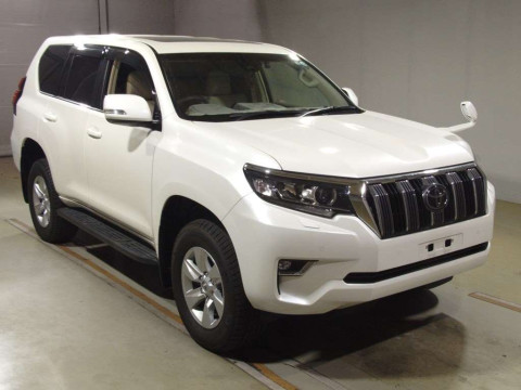 2022 Toyota Land Cruiser Prado GDJ150W[2]