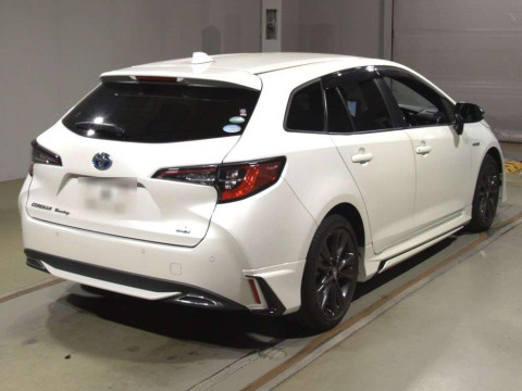 2020 Toyota Corolla Touring Wagon ZWE211W[1]