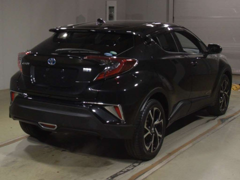 2019 Toyota C-HR ZYX10[1]