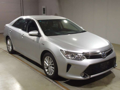 2016 Toyota Camry AVV50[2]