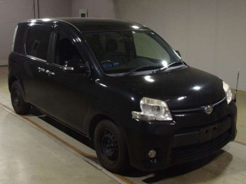 2014 Toyota Sienta NCP81G[2]