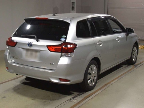 2015 Toyota Corolla Fielder NKE165G[1]