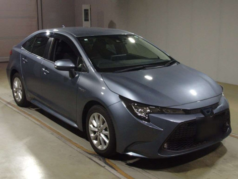 2020 Toyota Corolla Sedan ZWE211[2]