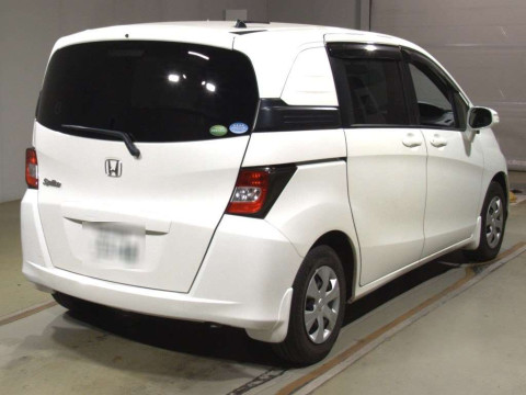 2013 Honda Freed Spike GB3[1]