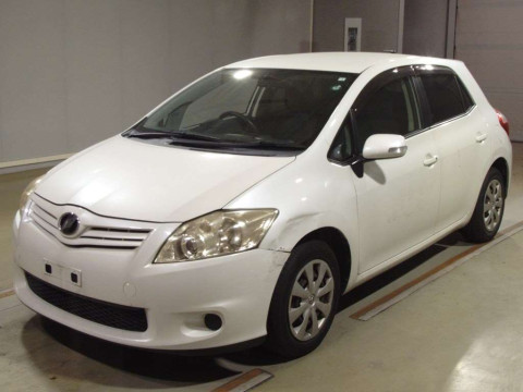 2012 Toyota Auris NZE151H[0]