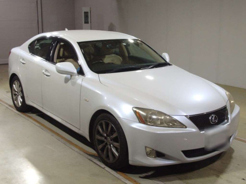 2005 Lexus IS GSE20[2]