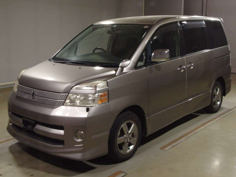 2005 Toyota Voxy AZR60G[0]